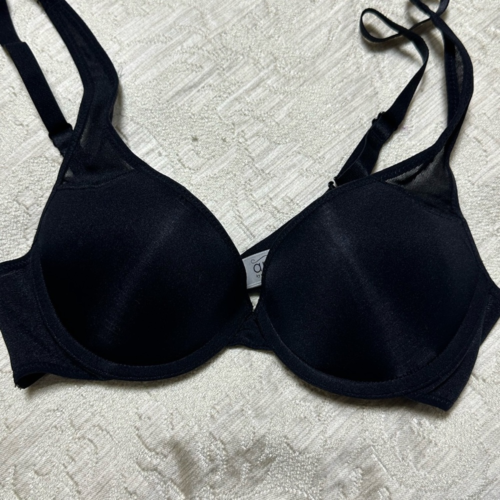 Ariette Petites Tshirt bra. New 32c petite